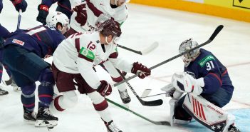 Latvijas hokeja izlase pret ASV. Foto: LHF